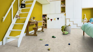 VINYL FLOORING